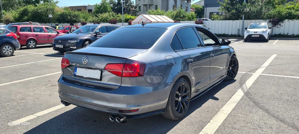 VOLKSWAGEN Jetta 2016 — imagine 3