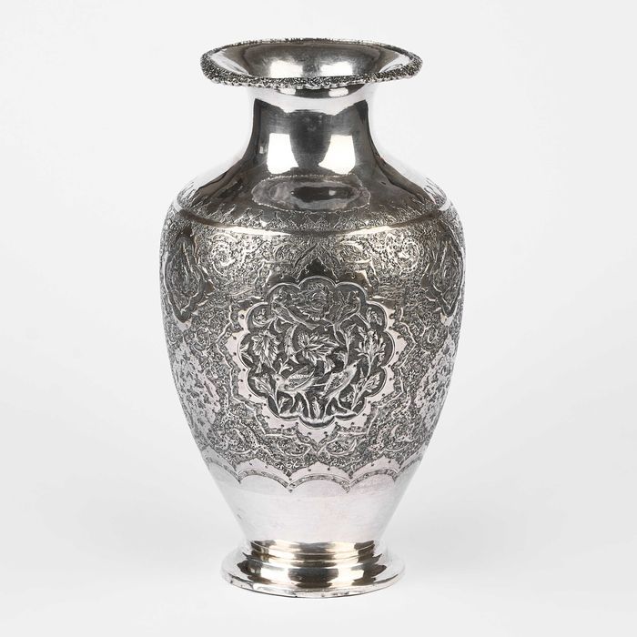 Vas din argint 900 gravat manual, Persia Iran cca 1920-argintart.ro