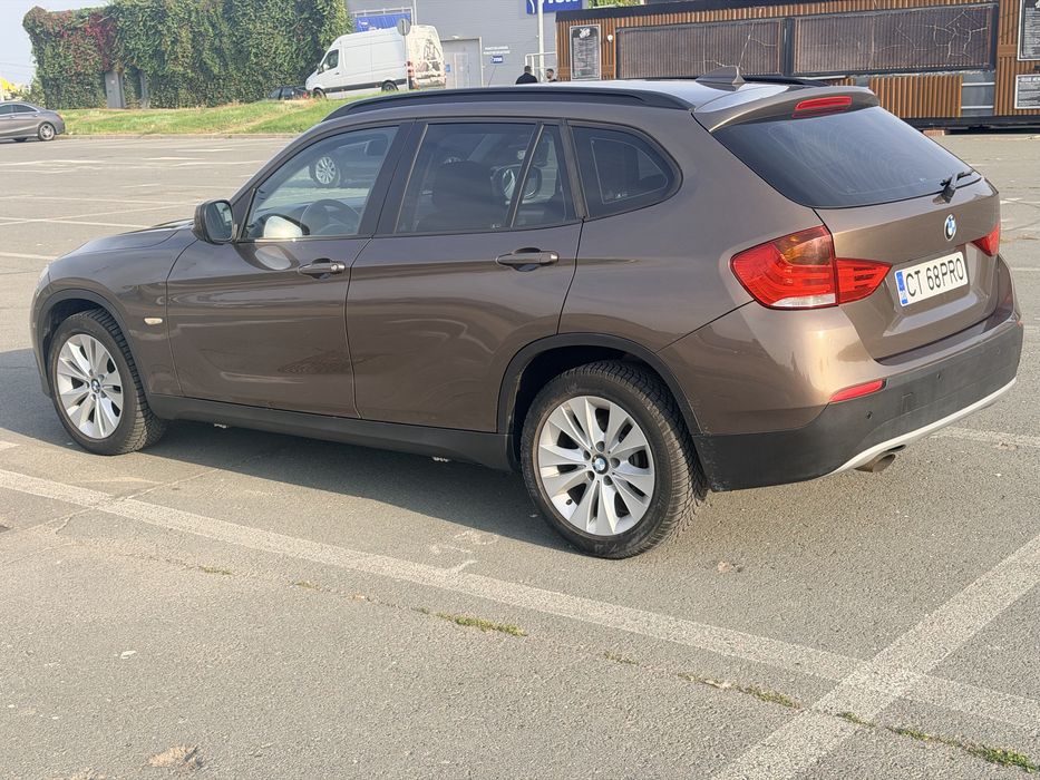 BMW X1 2011 — imagine 5