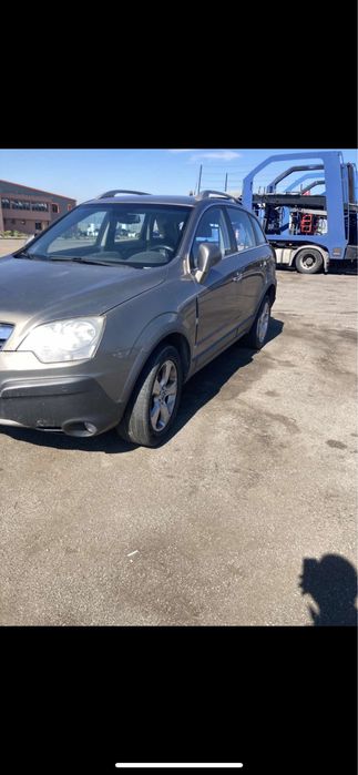 Opel antara на части