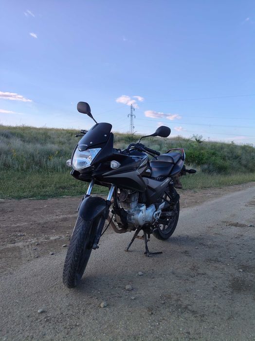 motocicleta honda cbf 125