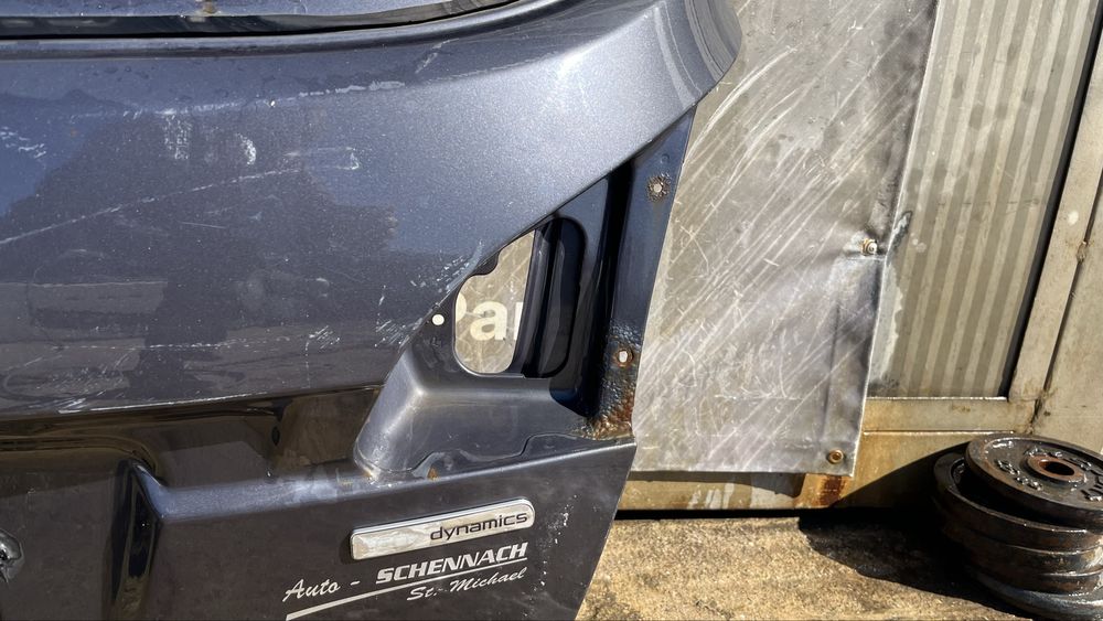 Багажна врата Kia Venga 2009-2019