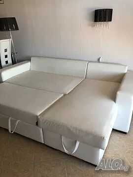 Ъглов диван от еко-кожа с чекмедже за пране