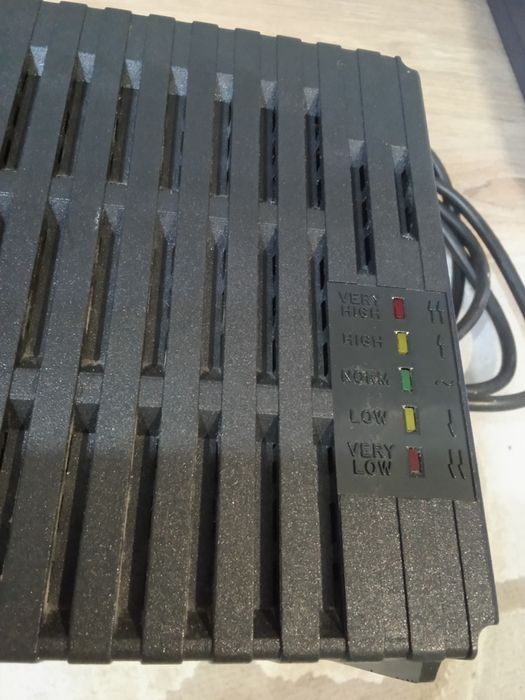 Стабилизатор напряжения Tripp Lite