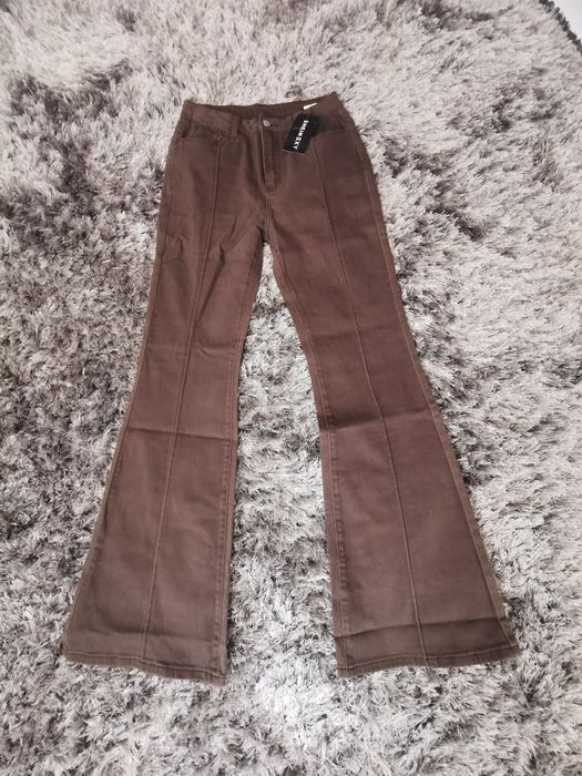 Blugi  evazati, marimea 26, M