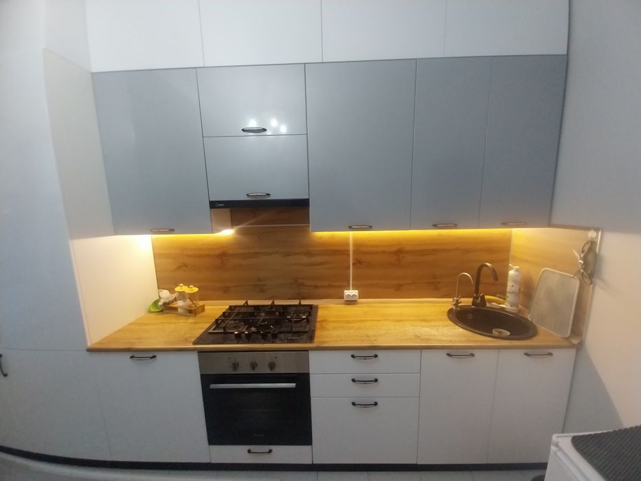 Установка подсветки для мебели