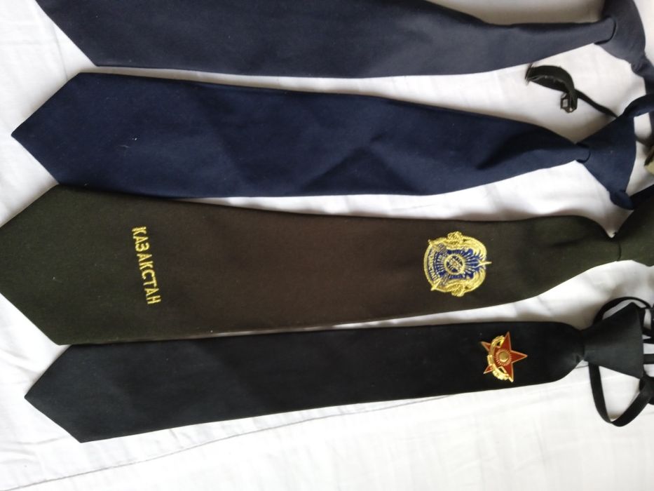 Галстуки военные  и тд