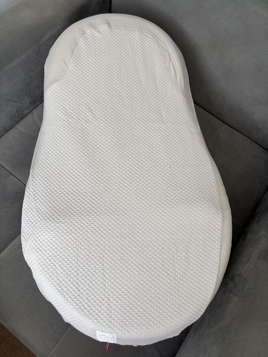Red Castle Cocoonababy /всичко от снимките е включено в комплекта