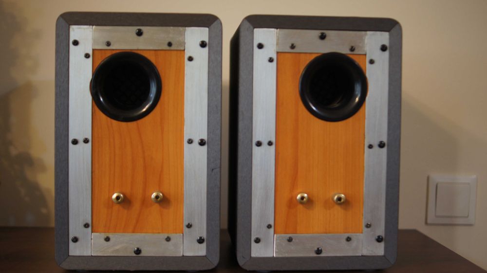 Boxe bookshelf Kef X300A driver UNI Q 5,25" foste active,transformate in boxe pasive.