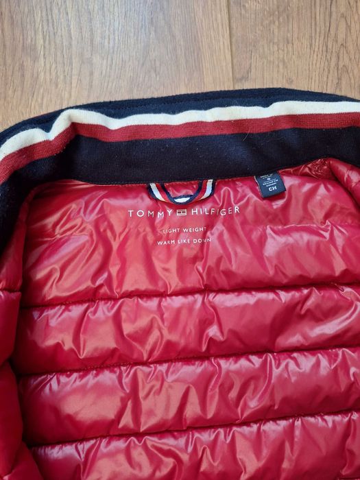 Яке "Tommy HILFIGER"   S