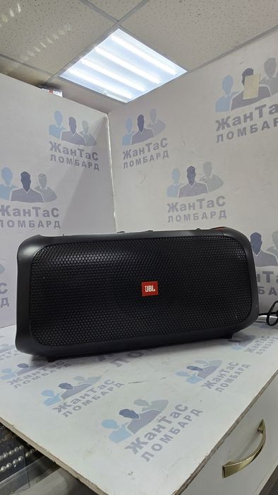 JBL PARTYBOX ON-THE-GO ESSENTIAL ЖанТаС ломбард астана 
Комплектация :