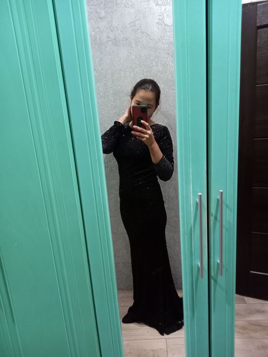 Шикарное длинное платье