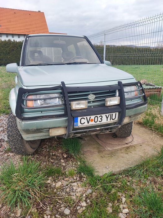 De vânzare  Suzuki Vitara  1.6 benzina cu reductor