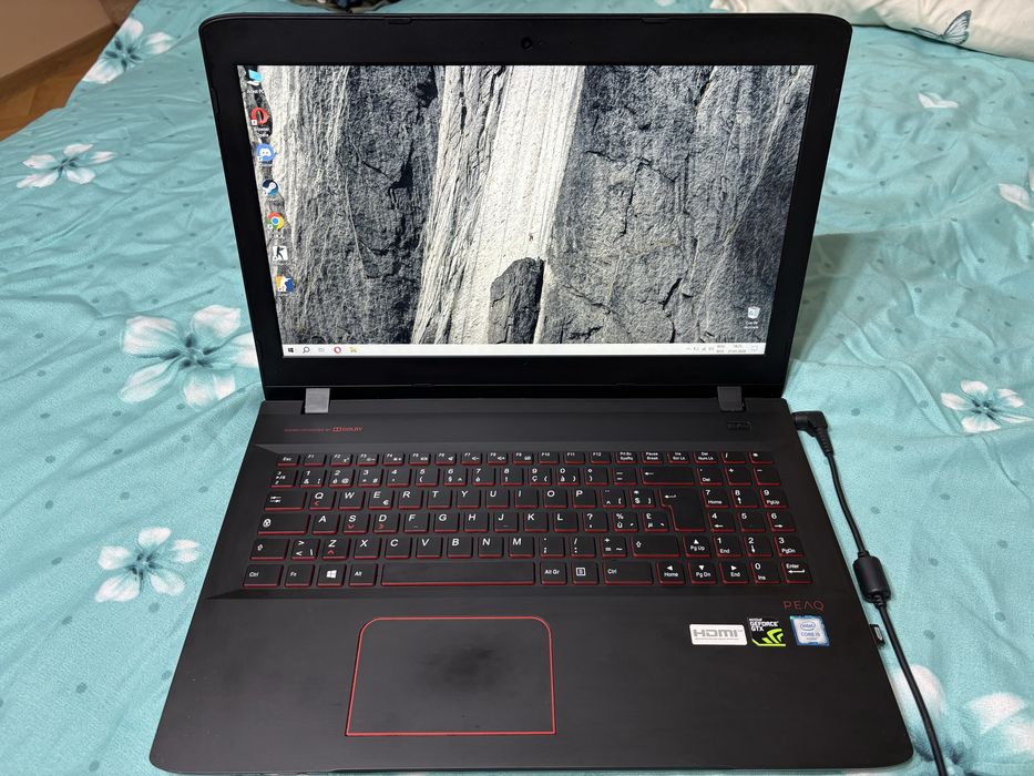 Laptop Gaming i5 GTX