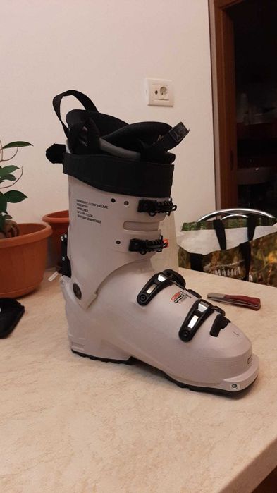 Clapari Atomic Hawx Ultra 130 BOA XTD 25.5