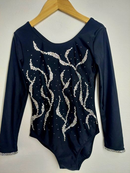 Costum gimnastica ritmica marimea 140