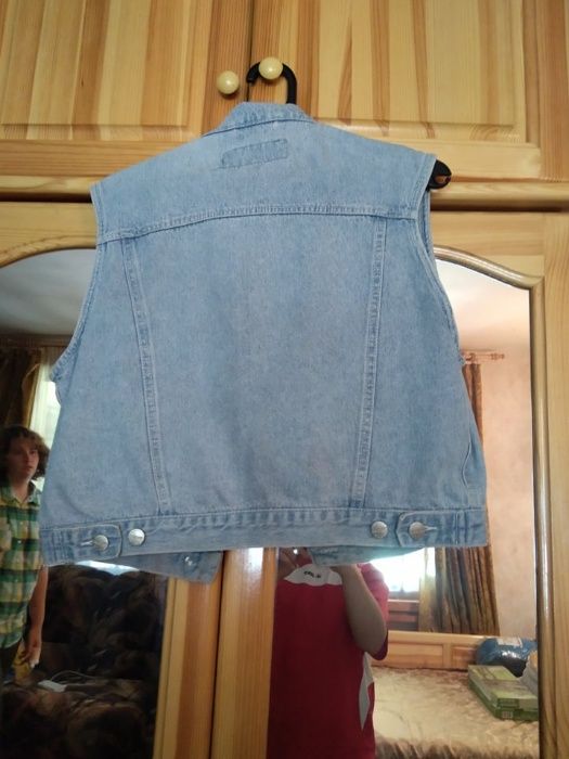 Елегантни дамски елечета