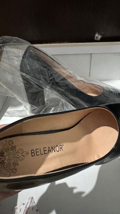 Туфли на каблуках