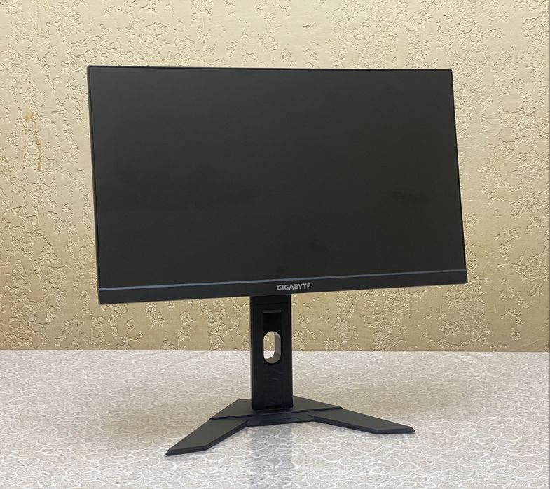 Monitor GIGABYTE G24F2 180Hz (OC)
