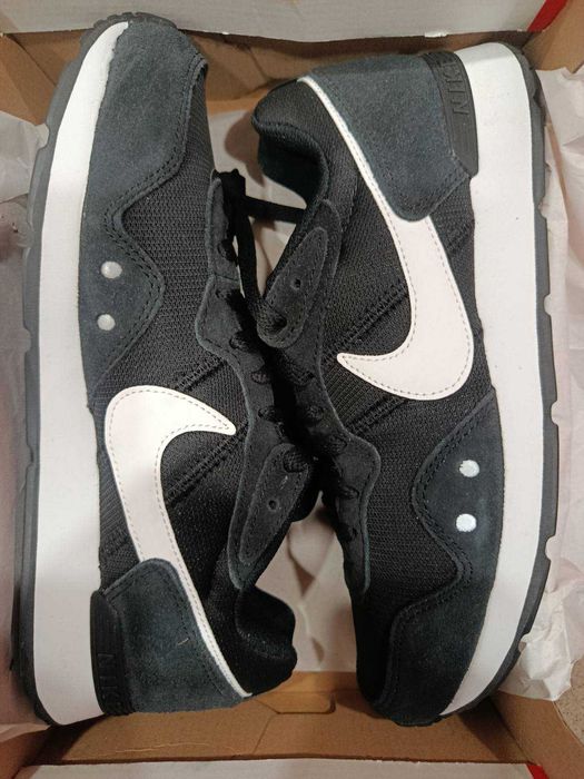 Nike - Сникърси Venture Runner №40.5 Оригинал Код 293