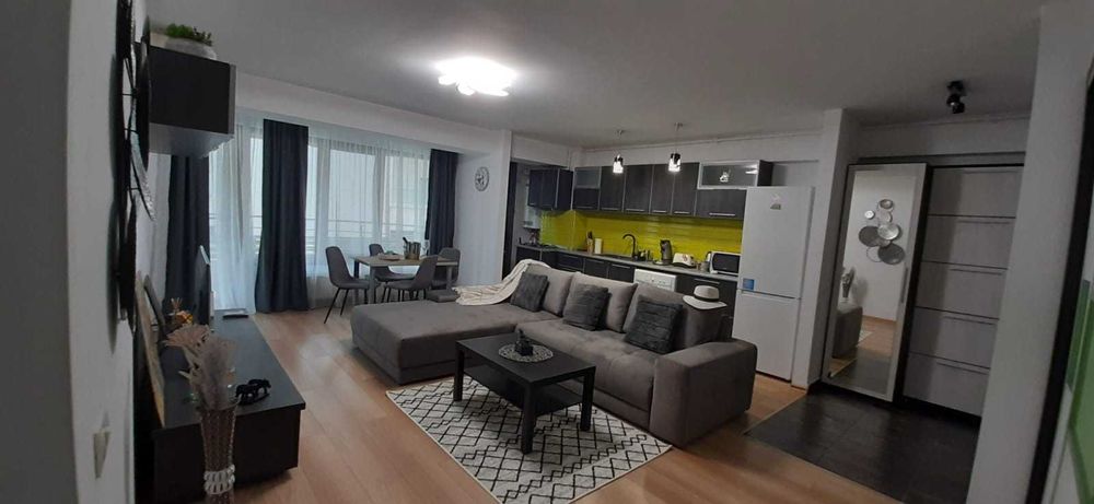 Particular închiriez apartament tot sezonul