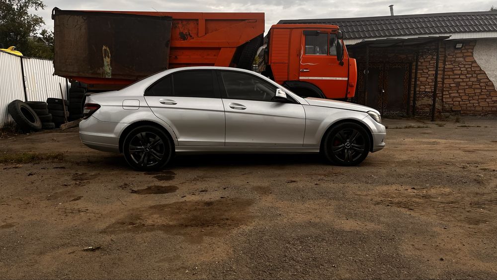 Продам Мерседес 1.8 компрессор