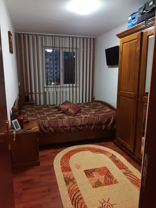 Inchiriez apartament 3 camere Ostroveni