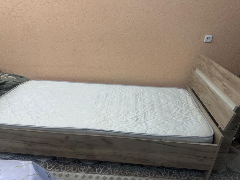 Продам кровать / тахту