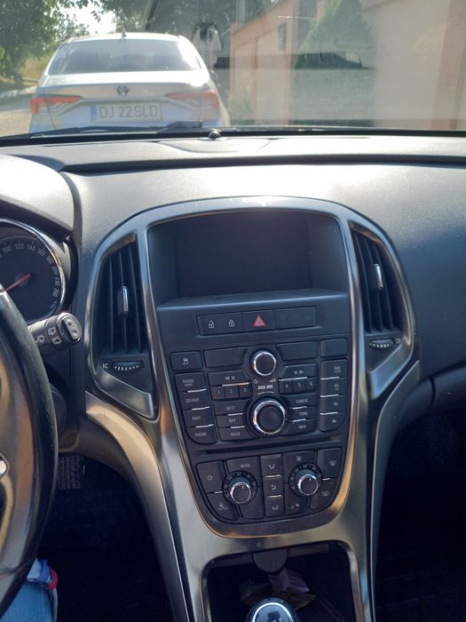 Vand OPEL ASTRA J 2010