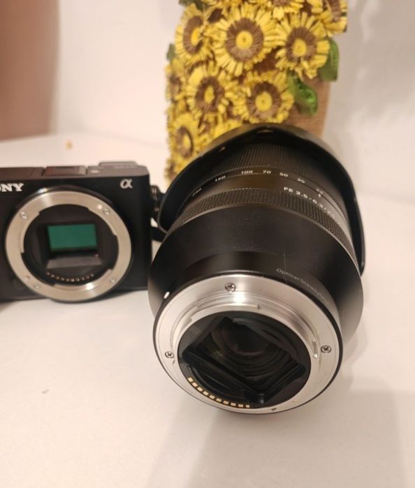 Sony Alpha 6300 /Obiectiv FE 3.5-6.3/24-240 OSS