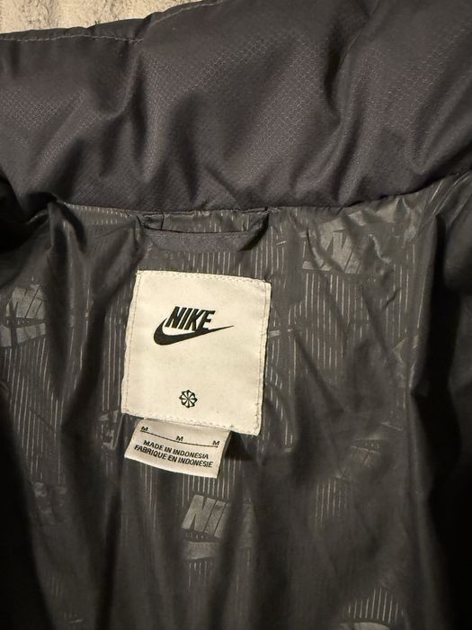 Nike puffer jacket