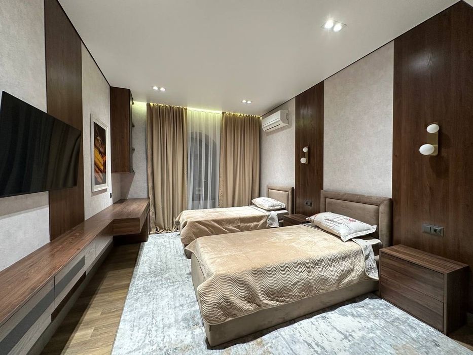 Ойбек Аренда Федарович 3 комнт г  уютная квартира в новостройке