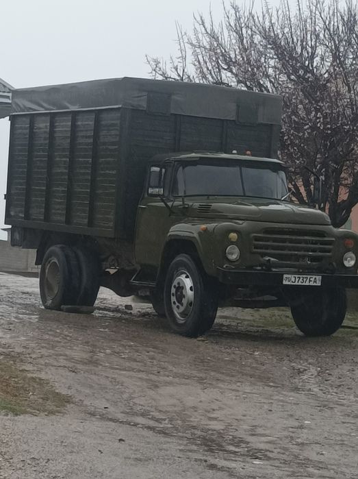 Zil 130 sotiladi