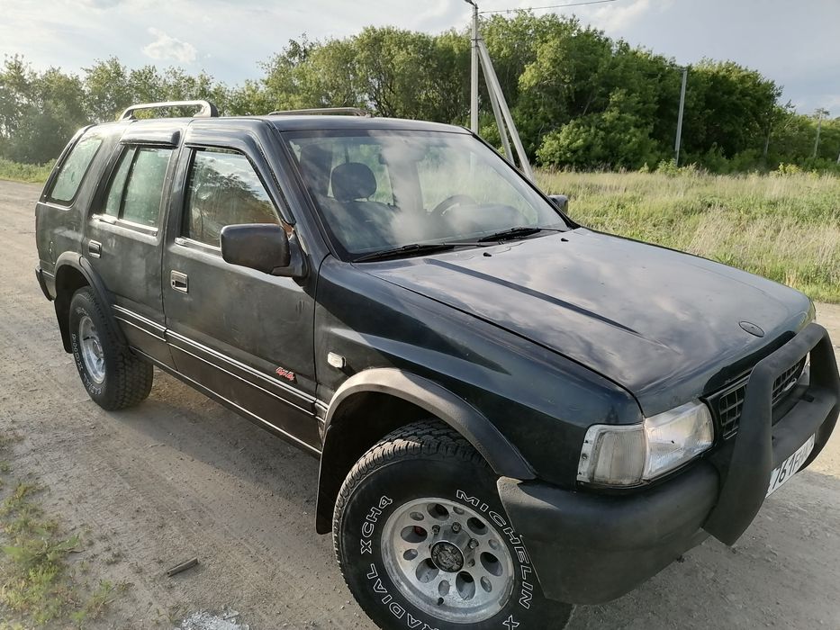 Опель фронтера 2.4 газ бензин