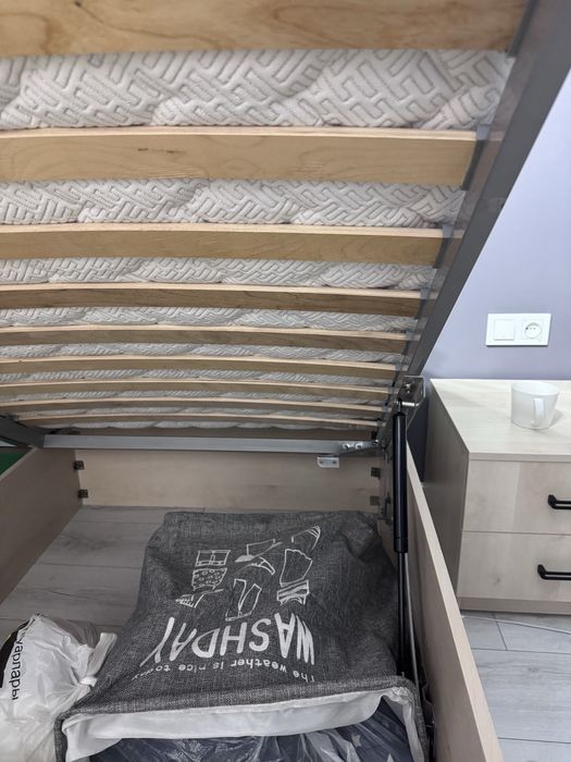 Кровать 1.80*2.00 + 2 тумбочки