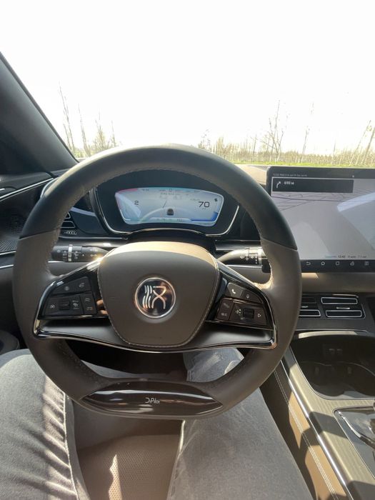 Продается BYD HAN