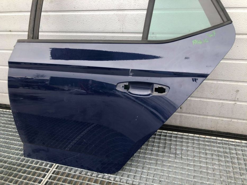 usa stanga spate  skoda fabia hatchback  2017