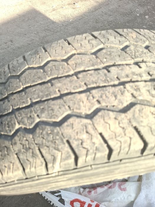 Продам летнию резину