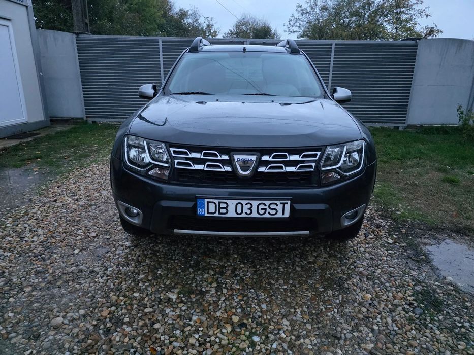 Dacia Duster Tapiterie din piele / Senzori de parcare / Camera marsarier