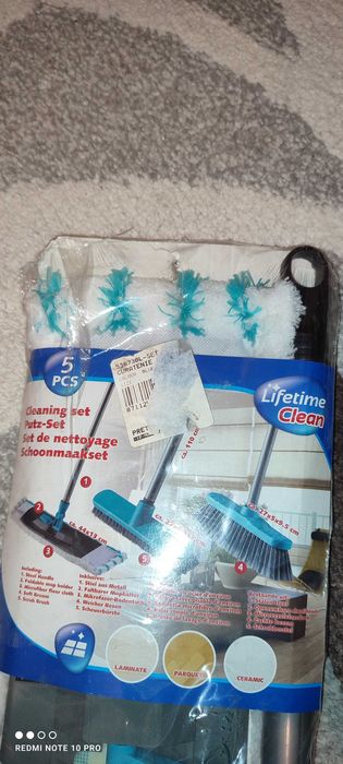 Vand set pt. curatenie cu 5 piese NOU
