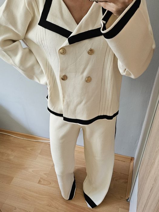 Дамски плетен комплект