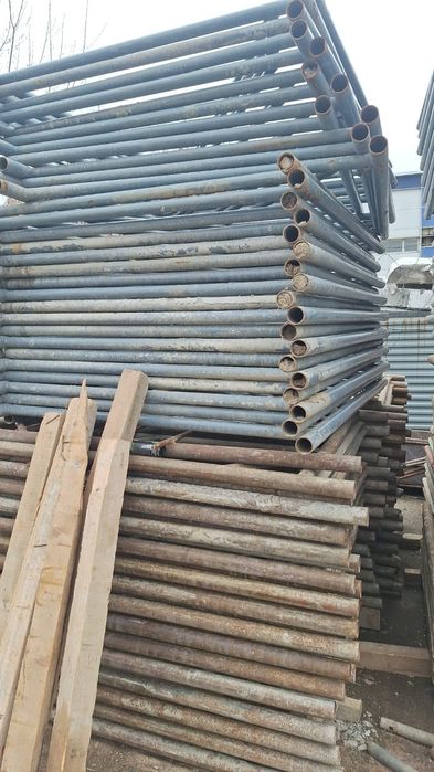 Леса моналитная...