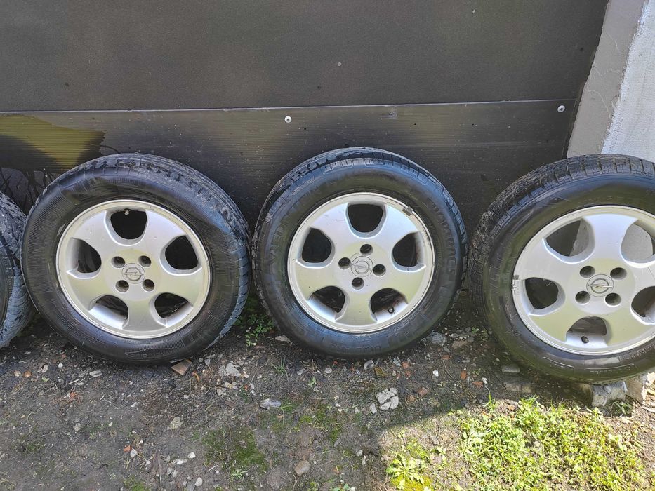 5 jante aluminiu opel astra cu tot cu anvelope si prezoane conice