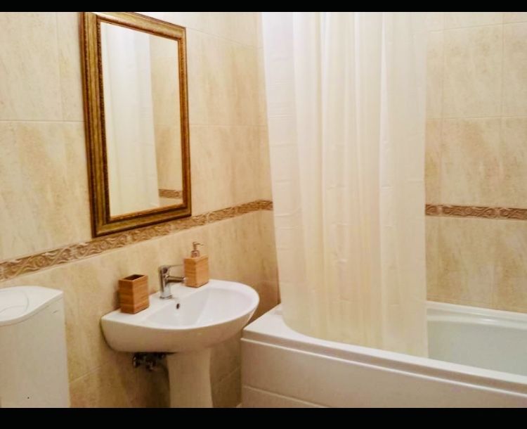 Apartament bloc nou disponibil 16 Iunie