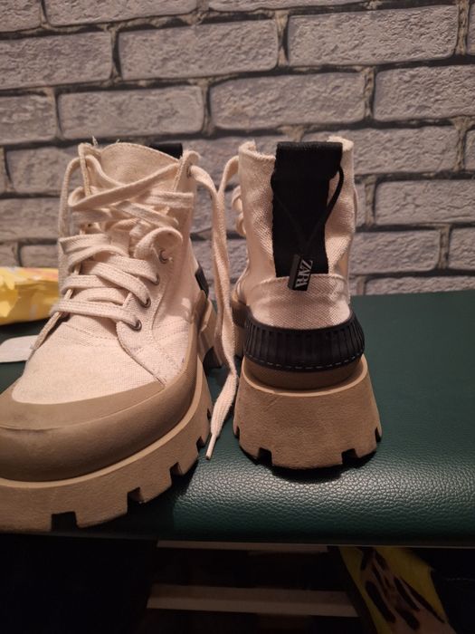 Продам очень модный обувь