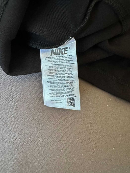 Спортен мъжки летен екип Nike – размер L – нов тенинска и шорти
