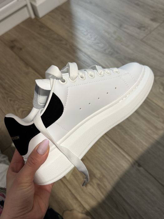 Tenesi alexander mcqueen marimea 38