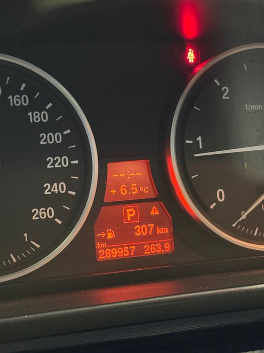 Vând E60 520D facelift