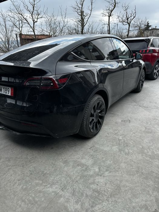 Автомобили под наем