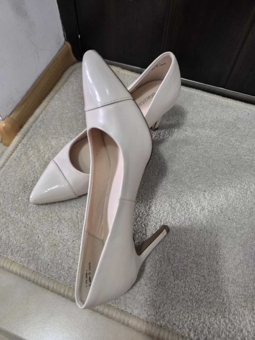 Обувки Graceland